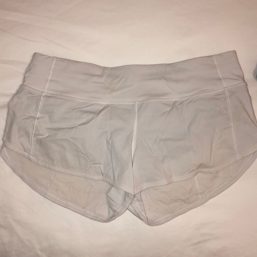 Women’s white lulu lemon shorts. Size 6.